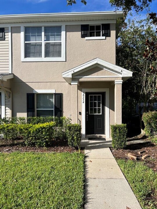 16334 Rolling Brook Dr in Odessa, FL - Building Photo