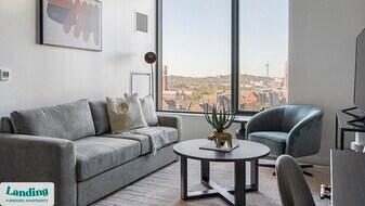 2010 West End Ave in Nashville, TN - Building Photo