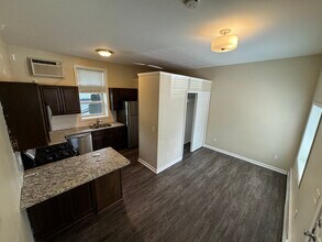 34 N North Shore Dr, Unit 4 in Lake Orion, MI - Building Photo - Building Photo