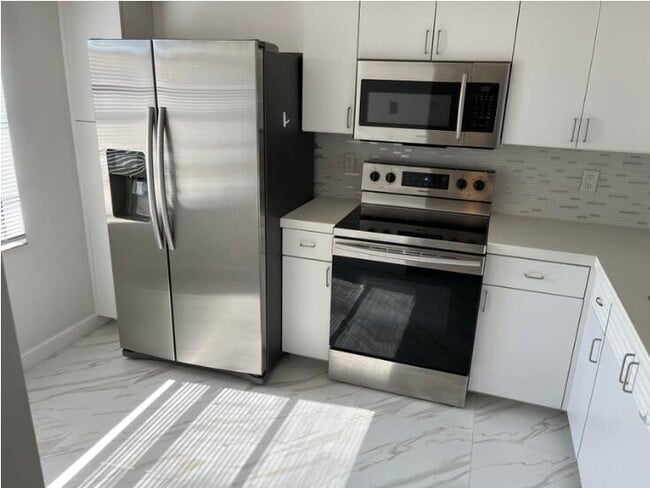 8107 Windgate Dr in Boca Raton, FL - Building Photo - Building Photo