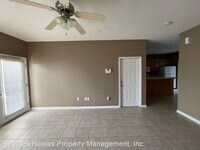 51 Courtyard Way photo'