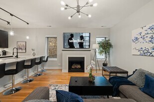 2006 W 21st St in Chicago, IL - Building Photo