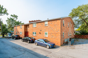 576-578 Taunton Pl Apartments