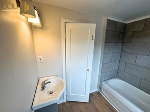 62 Victoria St in Welland, ON - Building Photo - Building Photo