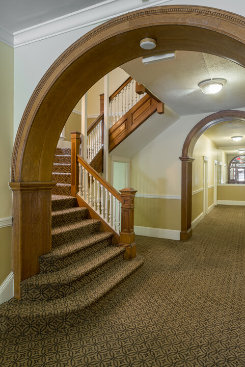 Chandler Hall in Boston, MA - Building Photo