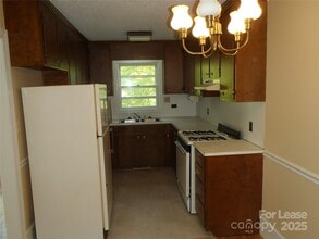 803 Wood St in Statesville, NC - Building Photo - Building Photo