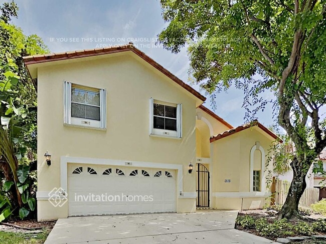 5820 NW 60th St in Parkland, FL - Foto de edificio - Building Photo