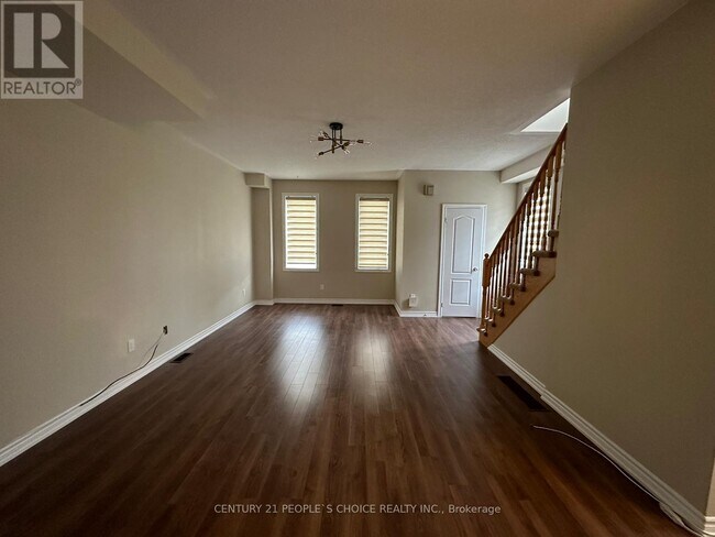 1 Tollgate St in Brampton, ON - Building Photo - Building Photo
