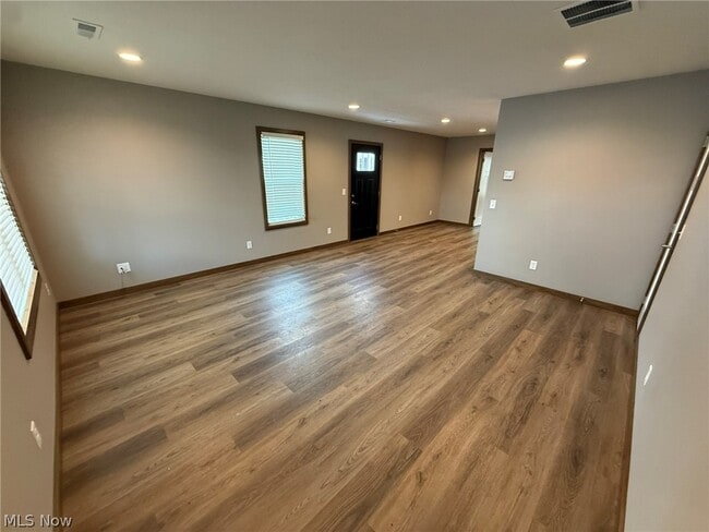 244 Allen Ln SE in New Philadelphia, OH - Building Photo - Building Photo