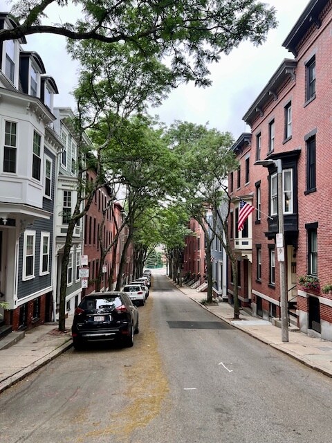 25 Auburn St, Unit 2 in Boston, MA - Building Photo - Building Photo