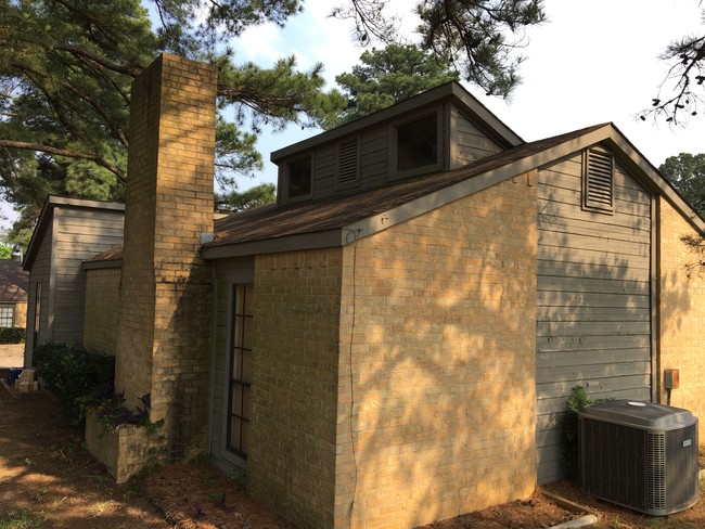 The Timbers Duplexes in Longview, TX - Building Photo - Building Photo