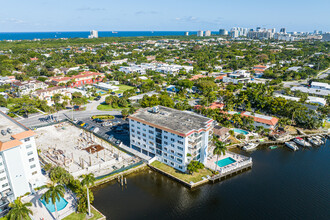 River's Bend Condominium in Fort Lauderdale, FL - Building Photo - Building Photo