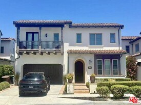 105 Via Salamanca in San Clemente, CA - Building Photo
