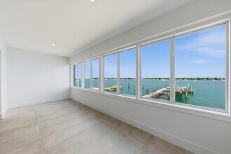 300 53rd St in West Palm Beach, FL - Building Photo - Building Photo