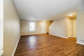 8051 Beardsley Ave in Blacklick, OH - Building Photo - Building Photo