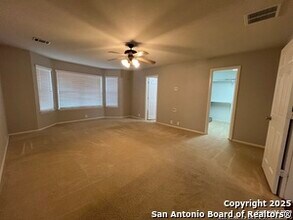 15766 Cotton Tail Ln in San Antonio, TX - Building Photo - Building Photo