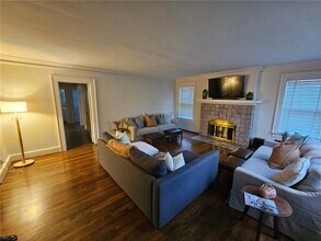 245 Lindbergh Drive NE in Atlanta, GA - Building Photo - Building Photo