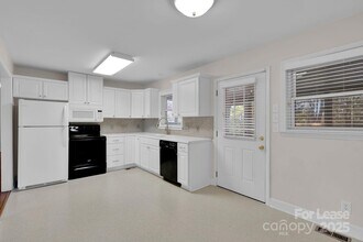 607 Fort Mill Hwy in Fort Mill, SC - Building Photo - Building Photo