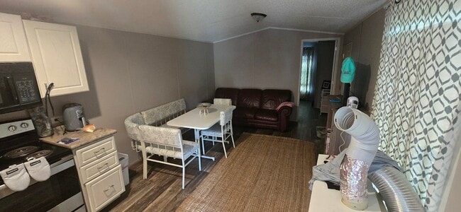 12 W Palm Cir in Lake Placid, FL - Building Photo - Building Photo