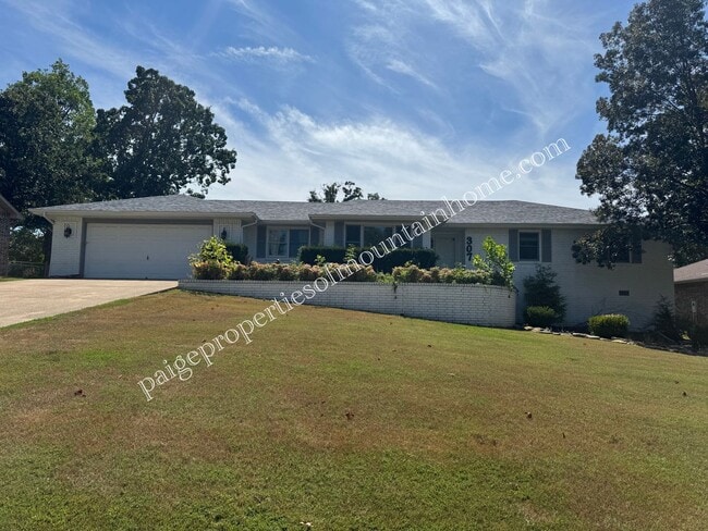 property at 307 Leatherwood Dr