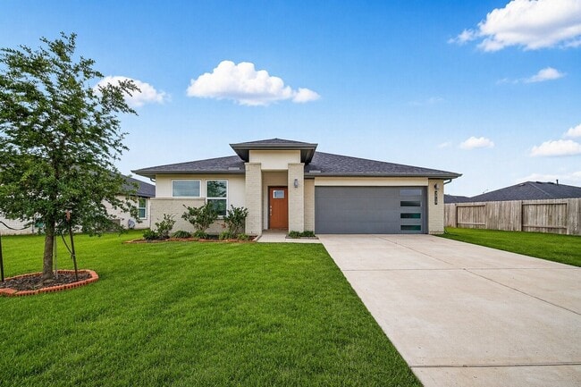 property at 3919 Sparkman Ln