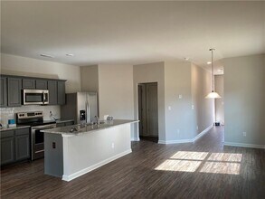 3577 Brycewood Dr in Decatur, GA - Building Photo - Building Photo