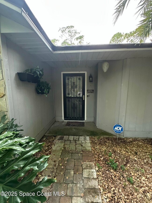 property at 1022 Ulster Ave SE
