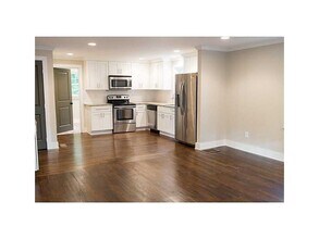 784 Valley Brook Rd in Decatur, GA - Building Photo - Building Photo