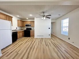 710 SW Shadow Glen Dr in Blue Springs, MO - Building Photo