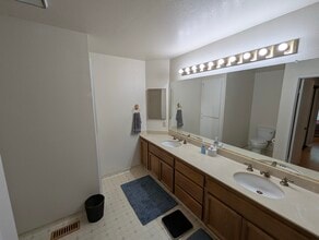 2004 Raphael Ct in Walnut Creek, CA - Building Photo - Building Photo