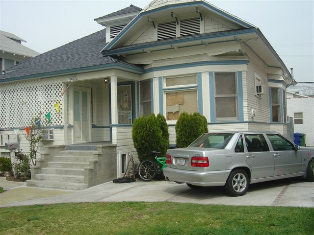 1195 W 30th St in Los Angeles, CA - Foto de edificio - Building Photo