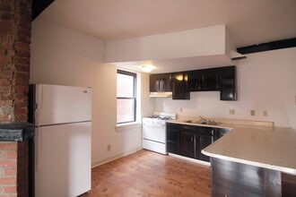 314 S Trenton Ave, Unit 3 in Pittsburgh, PA - Building Photo - Building Photo