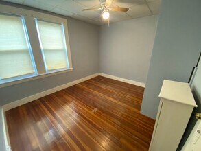 147 Oakland Ave in Methuen, MA - Building Photo - Building Photo