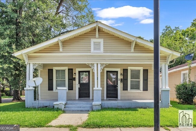 property at 107 Ellis St