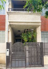 Kerwood Apartments in Los Angeles, CA - Building Photo - Building Photo