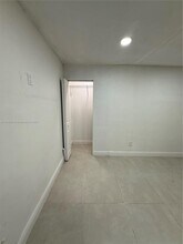 4711 SW 27th St in West Park, FL - Building Photo - Building Photo