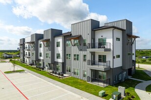 Enclave Creedmoor in Creedmoor, TX - Building Photo