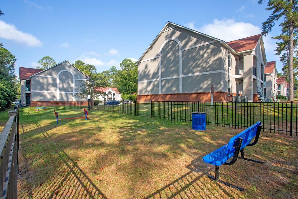 The Gates Student Housing Valdosta, GA Apartments
