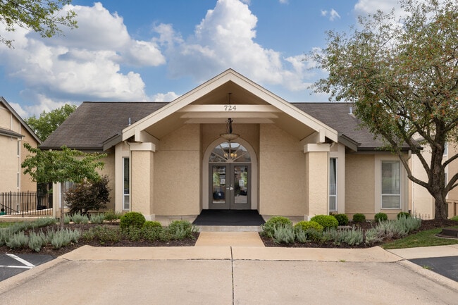 Waterford Manors in Manchester, MO - Foto de edificio - Building Photo