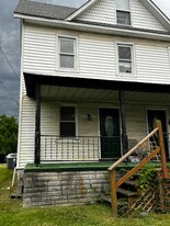 7315 Windsor Mill Rd in Windsor Mill, MD - Building Photo