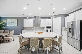 4664 Abaca Cir in Naples, FL - Building Photo - Building Photo