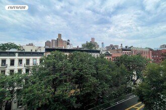 57 W 106th St in New York, NY - Building Photo - Building Photo