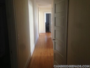 14 Centre St in Cambridge, MA - Foto de edificio - Building Photo