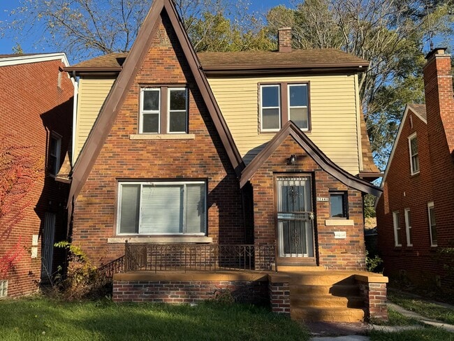 property at 17162 Bradford Ave