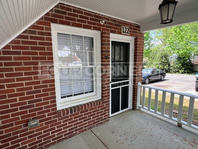 1462 N Cherry St in Winston-Salem, NC - Building Photo - Building Photo