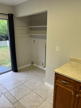 625 Wildwood Way in Clearwater, FL - Foto de edificio - Building Photo