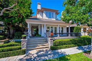 15 Spanish Bay Dr in Newport Beach, CA - Building Photo