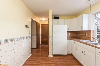 5040 Norcrest Dr in Columbus, OH - Foto de edificio - Building Photo