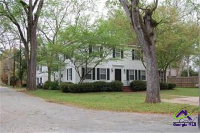 property at 1007 Third St