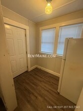 21 Webster Ave, Unit 8 in Bangor, ME - Building Photo - Building Photo